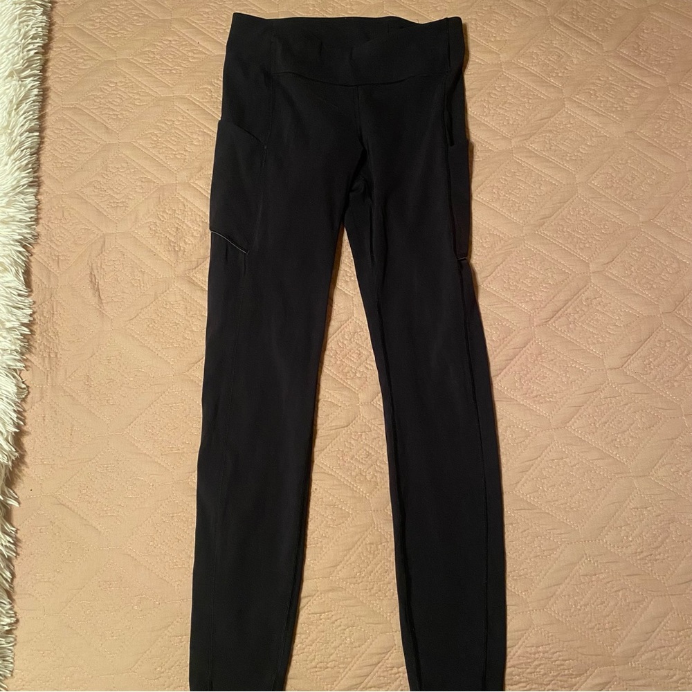 Lululemon Black Back Zipper Leggings With Pockets Size 0